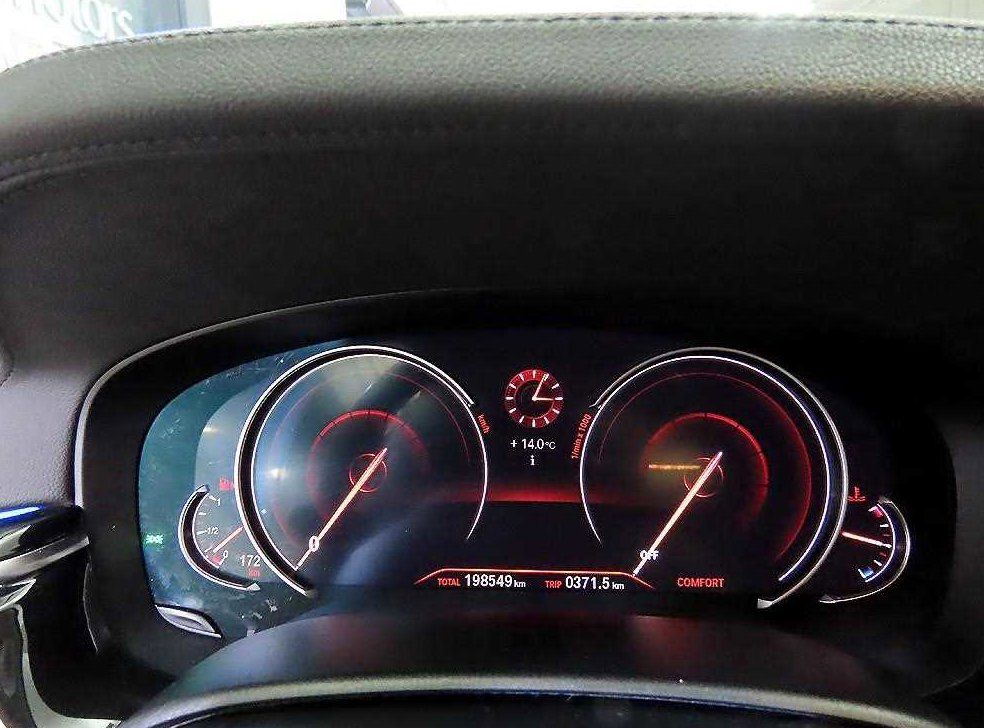 BMW 5시리즈 520i 럭셔리 사진 9