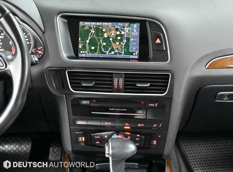 아우디 Q5 35 TDI 콰트로 다이나믹 사진 14