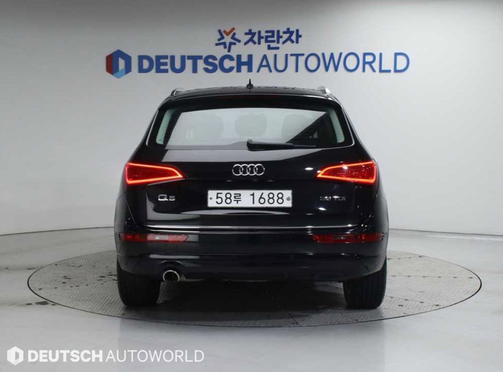 아우디 Q5 35 TDI 콰트로 다이나믹 사진 4