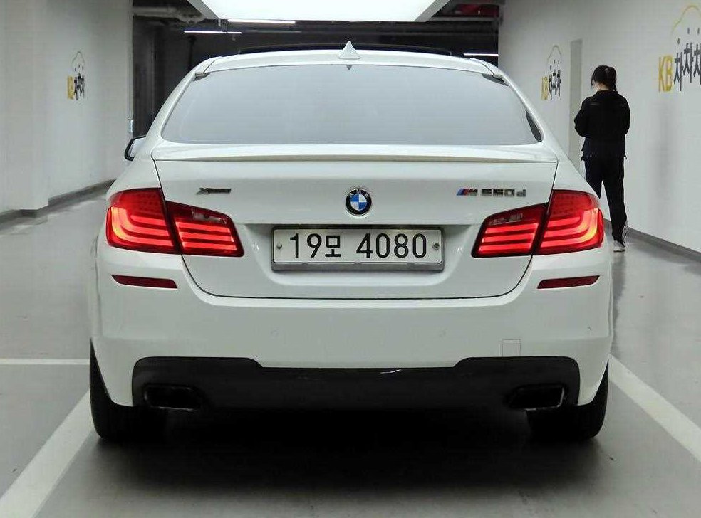 BMW 5시리즈 520d 사진 3