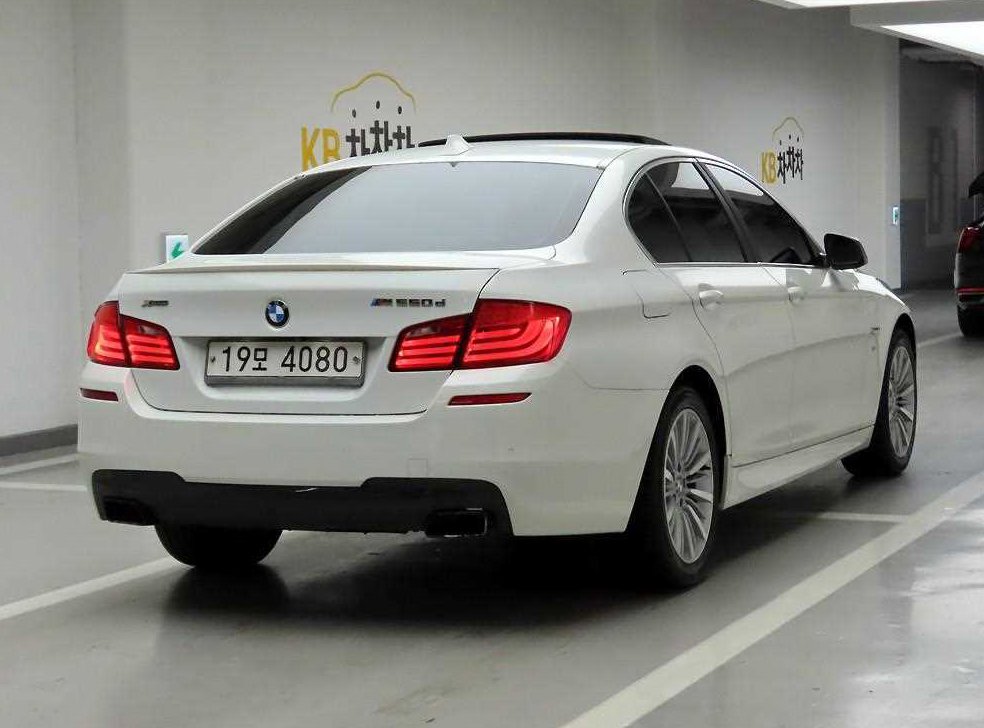 BMW 5시리즈 520d 사진 4