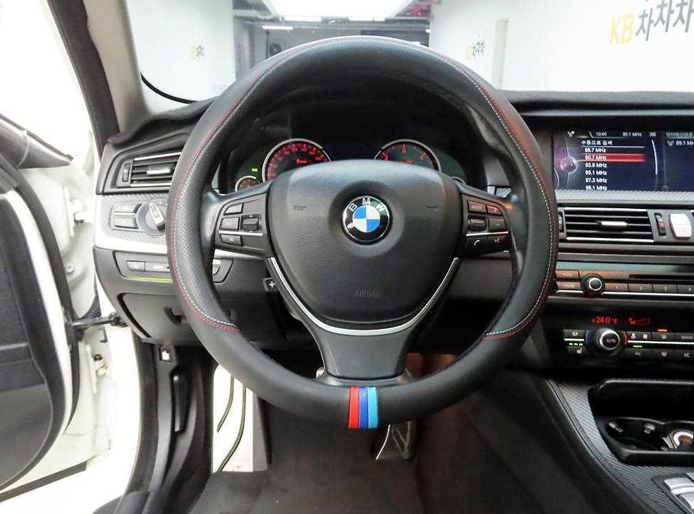 BMW 5시리즈 520d 사진 7