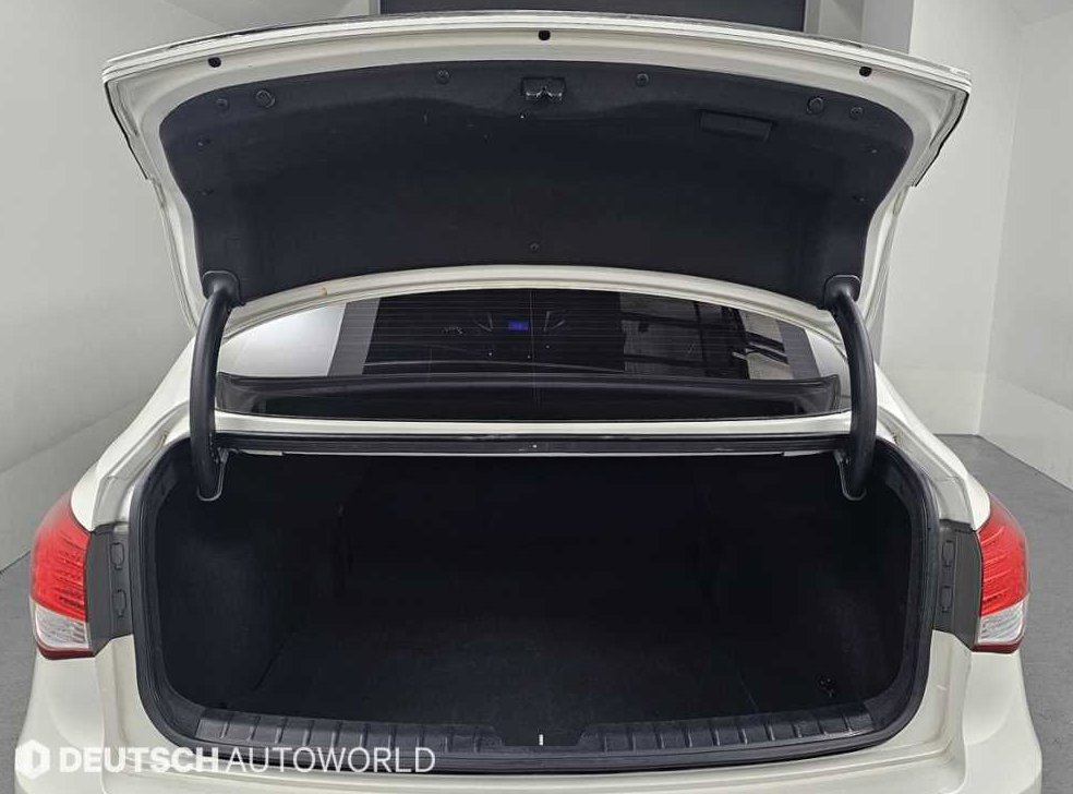 현대 i40 1.7 VGT SMART 사진 20