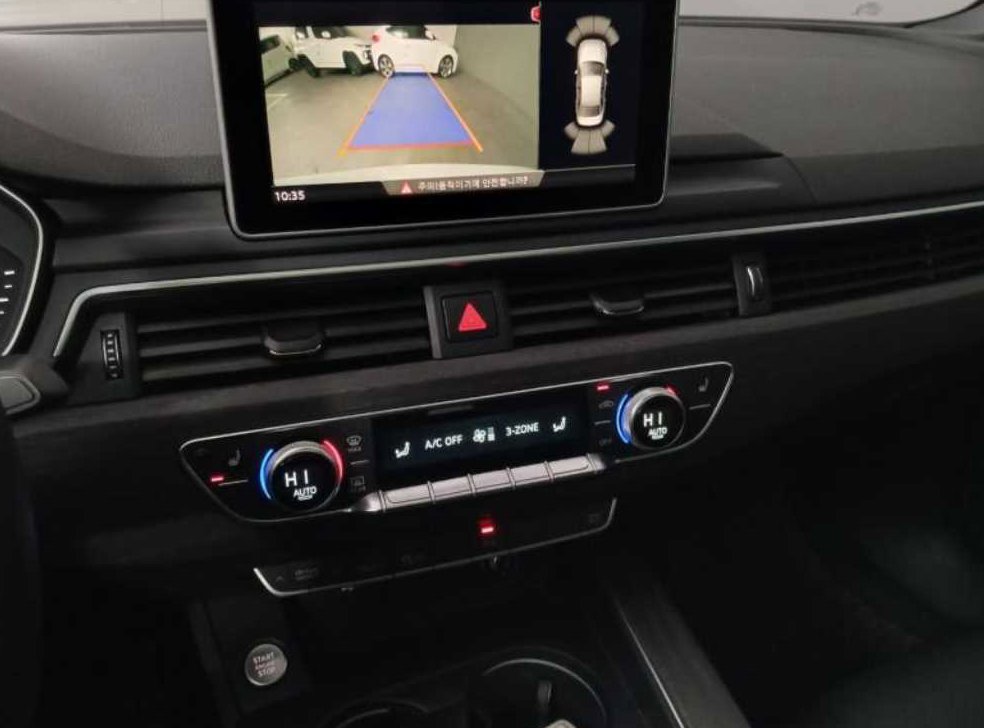 아우디 A4 40 TFSI 프리미엄 사진 14