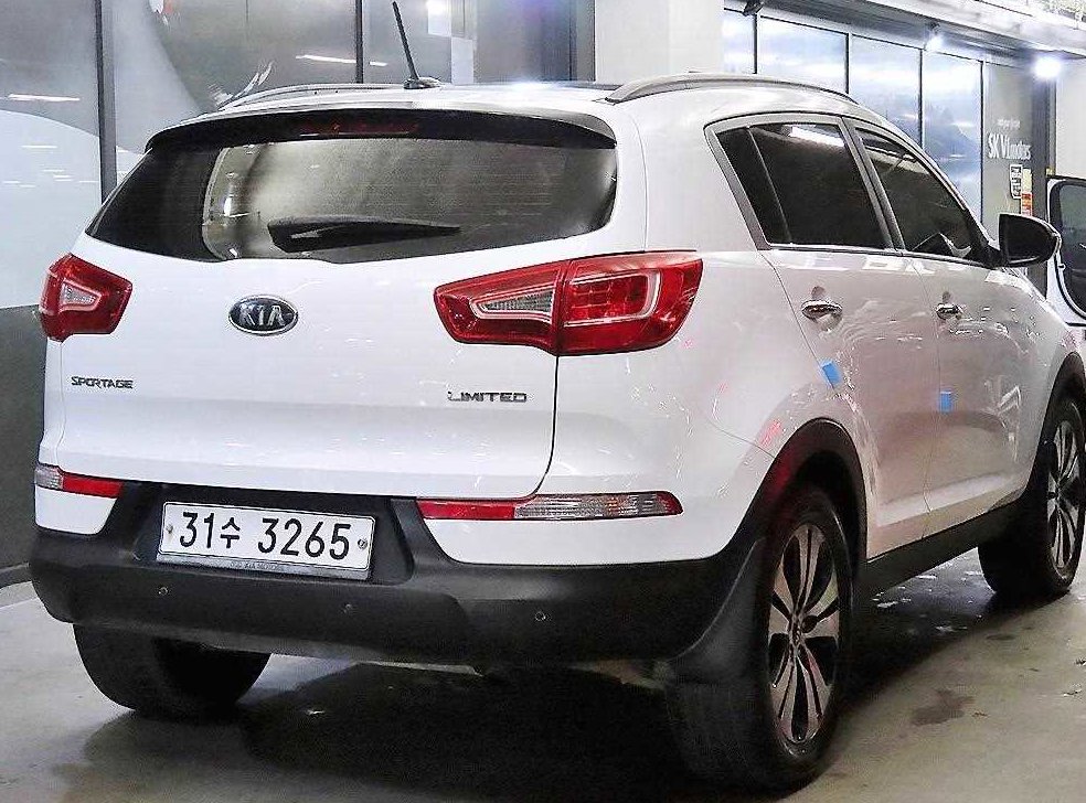 기아 스포티지 2WD LIMITED 사진 4