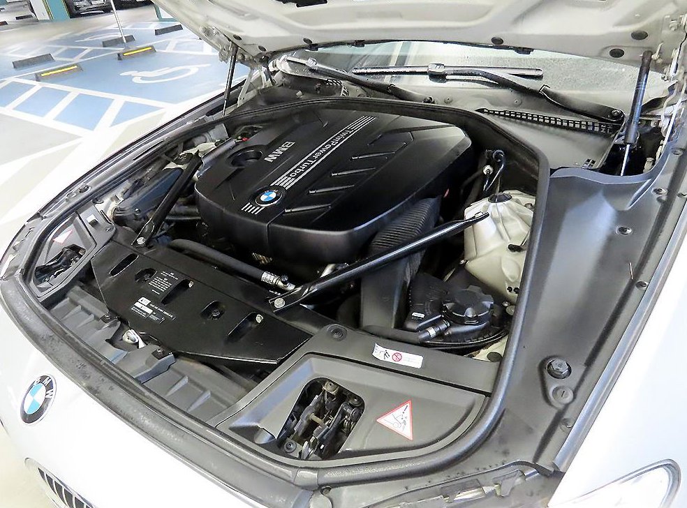 BMW 5시리즈 520d 사진 19