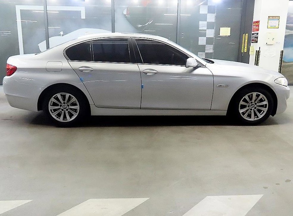 BMW 5시리즈 520d 사진 3