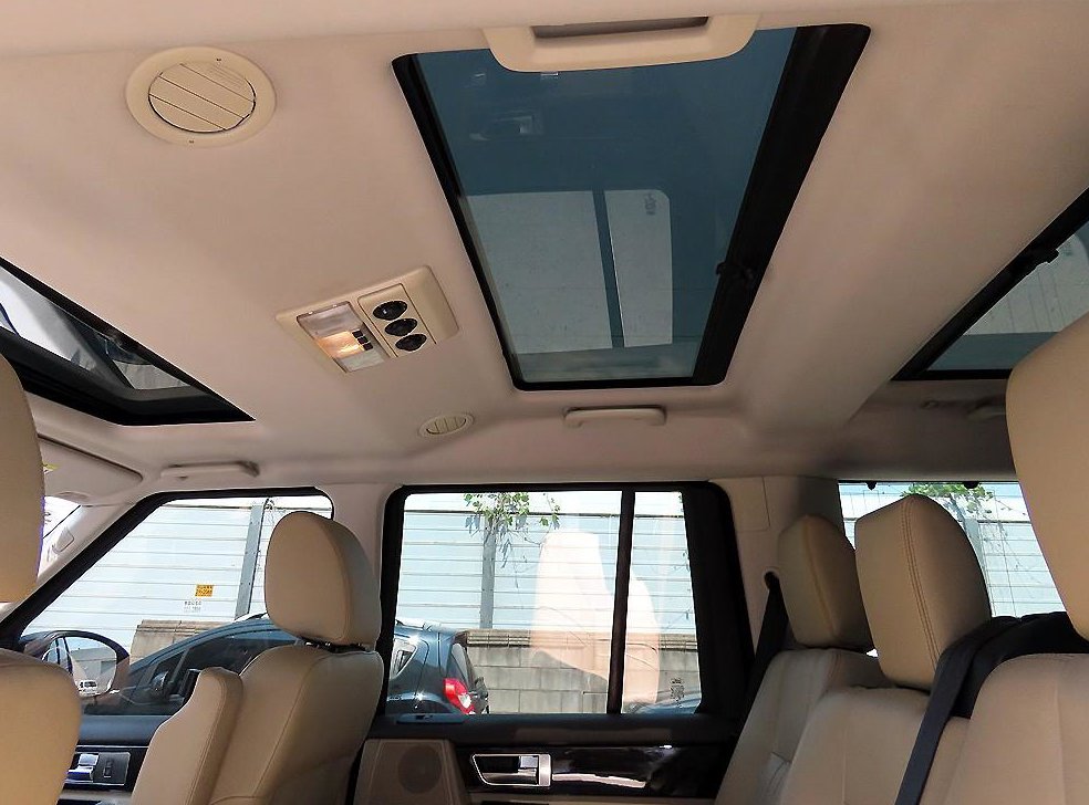 랜드로버 디스커버리 3.0 SDV6 HSE 사진 17