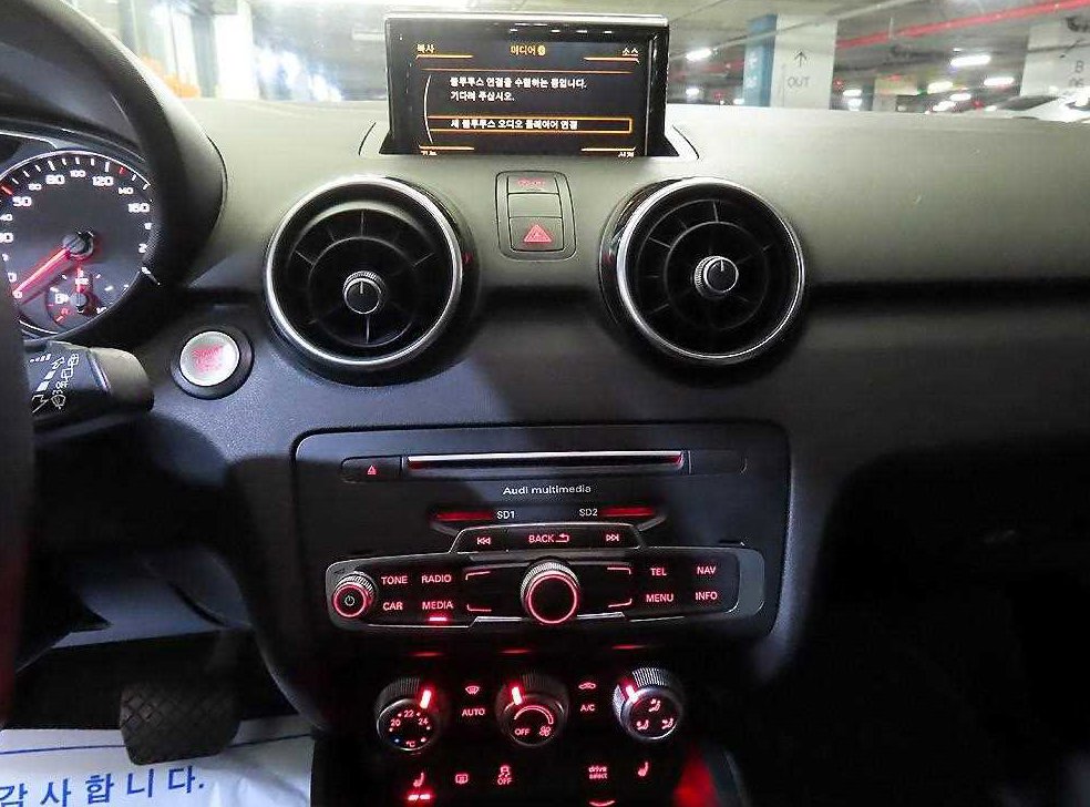 아우디 A1 30 TDI 사진 11