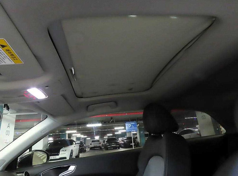 아우디 A1 30 TDI 사진 16