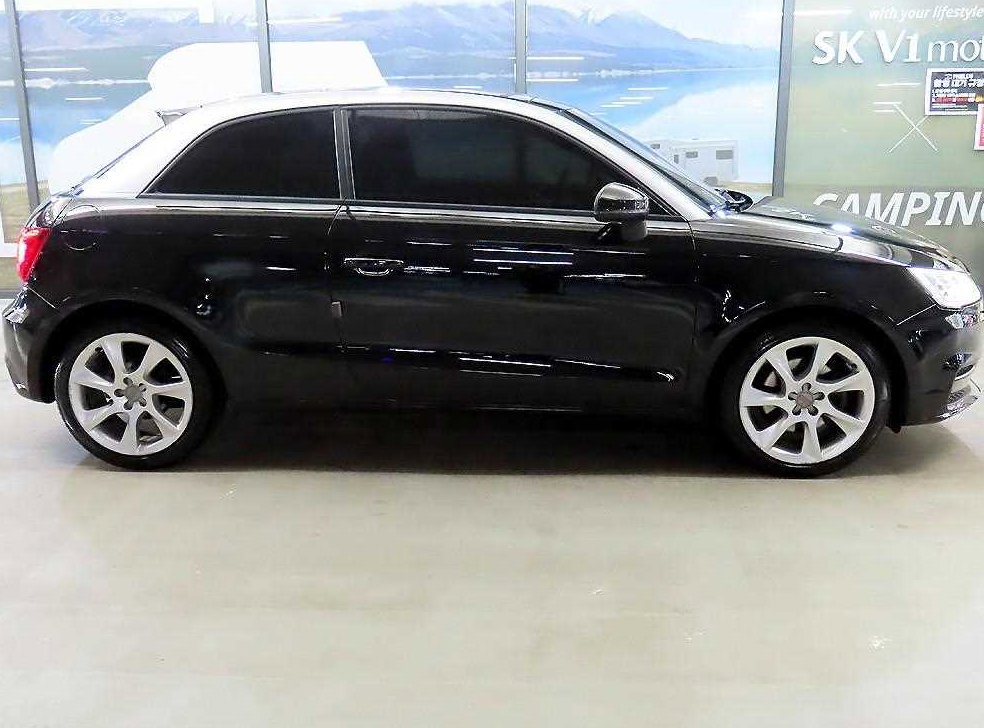 아우디 A1 30 TDI 사진 3