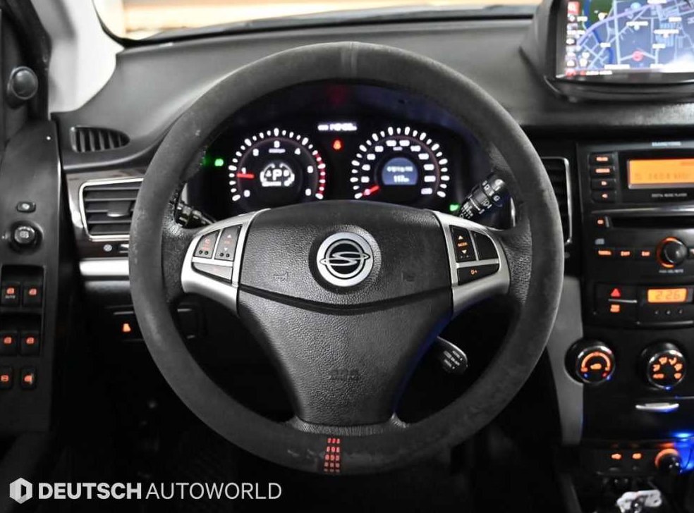 KG모빌리티(쌍용)  코란도 CLUBBY 4WD 사진 13