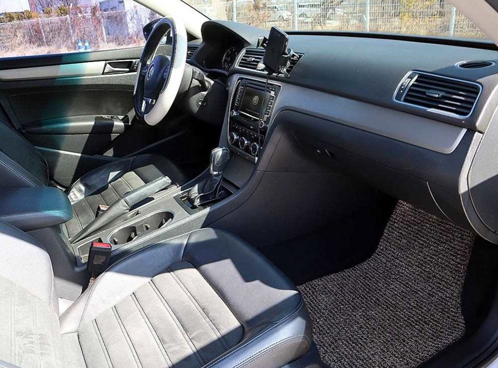 폭스바겐 파사트 2.0 TDI 사진 13