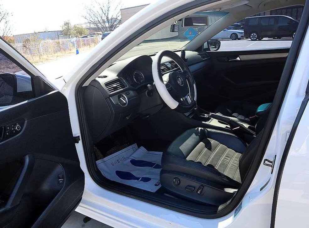 폭스바겐 파사트 2.0 TDI 사진 6