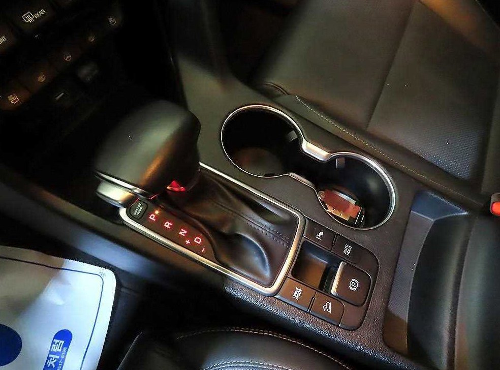 기아 스포티지 2.0 디젤 2WD 사진 12
