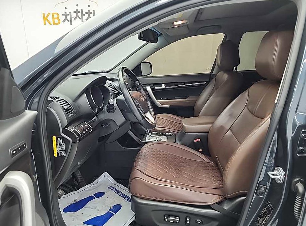 기아 쏘렌토 디젤 2WD 2.0 LIMITED 사진 11