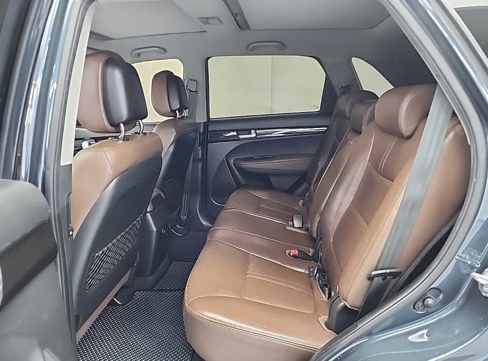 기아 쏘렌토 디젤 2WD 2.0 LIMITED 사진 12