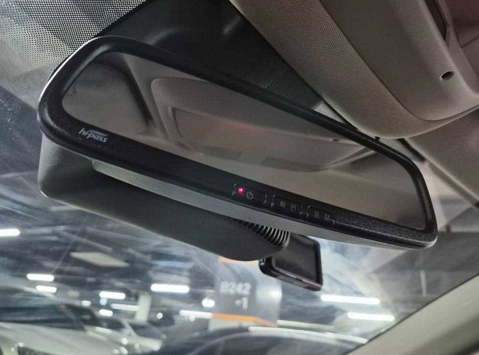 르노코리아(삼성) QM6 2.0 LPe RE 시그니처 2WD 사진 17