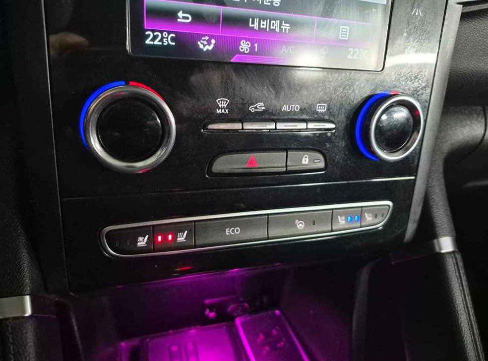 르노코리아(삼성) QM6 2.0 LPe RE 시그니처 2WD 사진 19