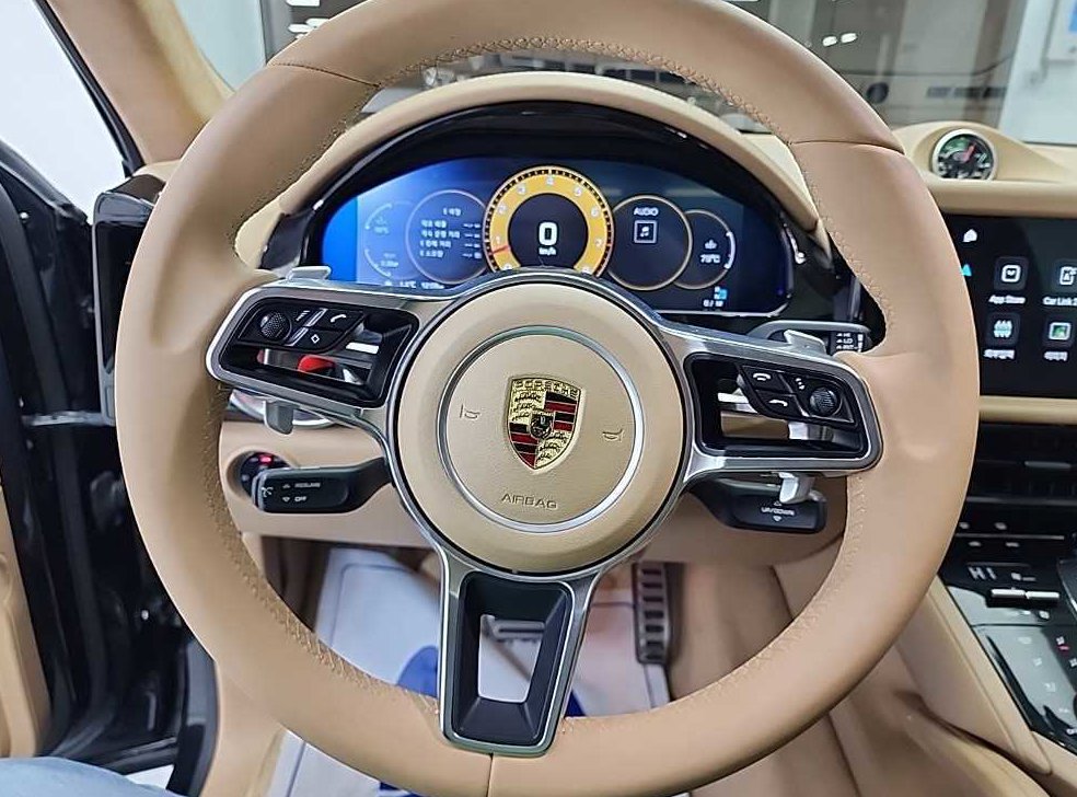 포르쉐 카이엔 4.8 GTS 사진 9
