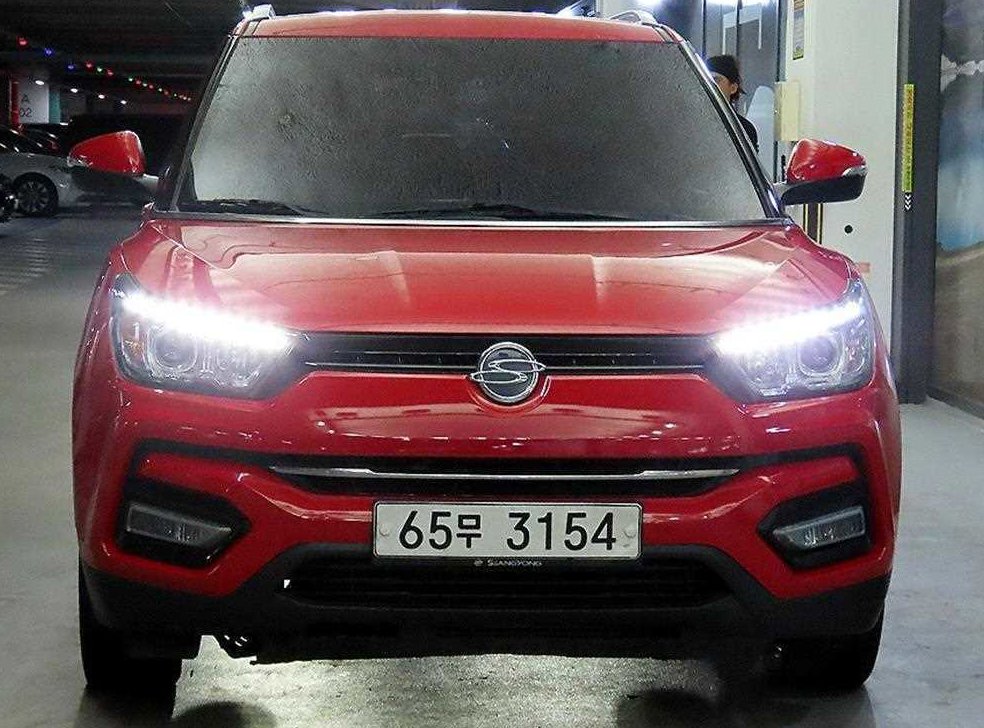 KG모빌리티(쌍용)  티볼리 2WD 디젤 LX 사진 2