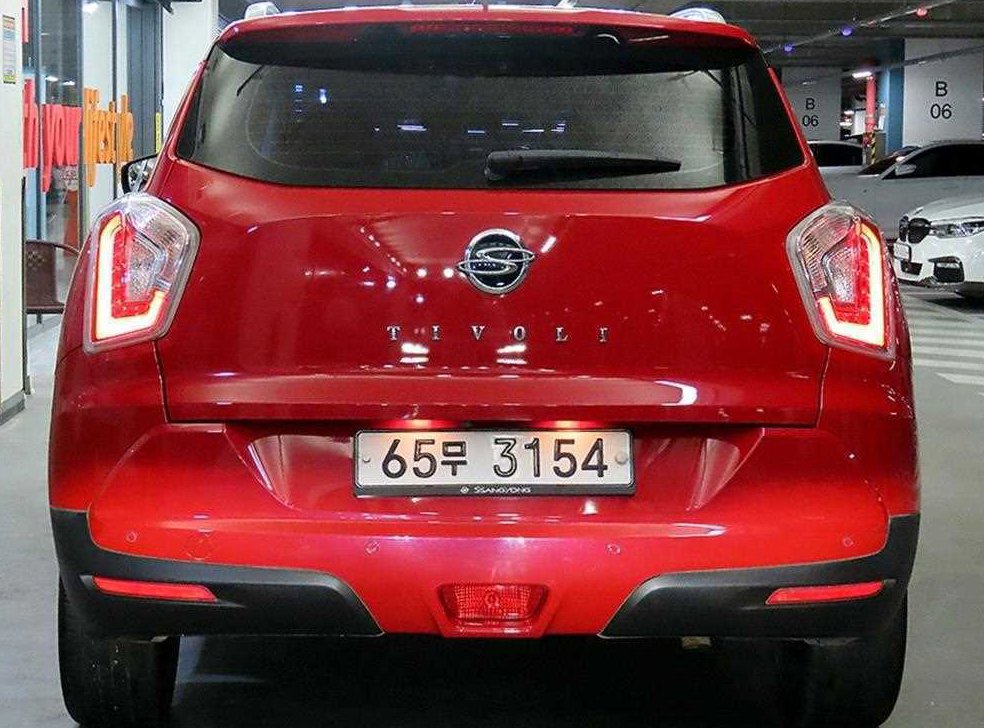 KG모빌리티(쌍용)  티볼리 2WD 디젤 LX 사진 5