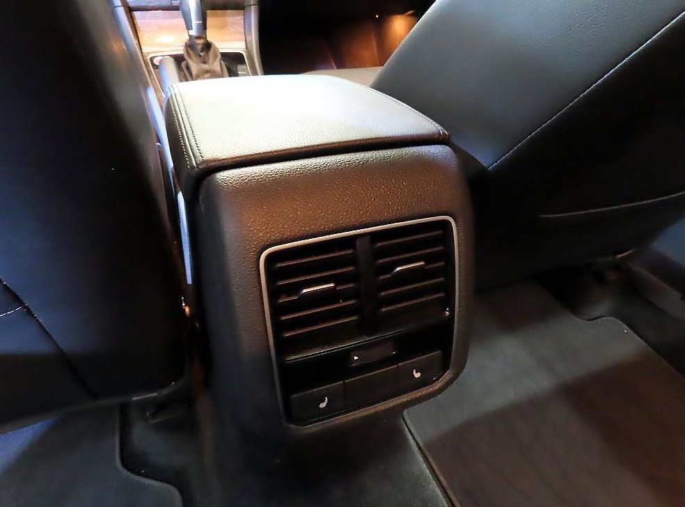 폭스바겐 파사트 2.0 TSI 사진 16