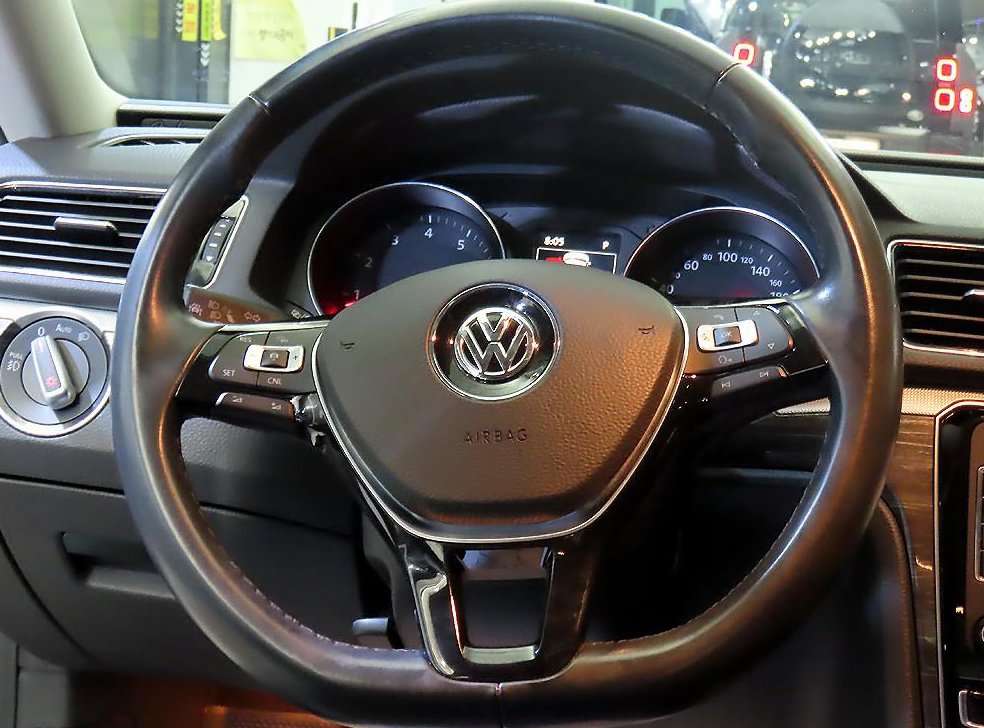 폭스바겐 파사트 2.0 TSI 사진 8
