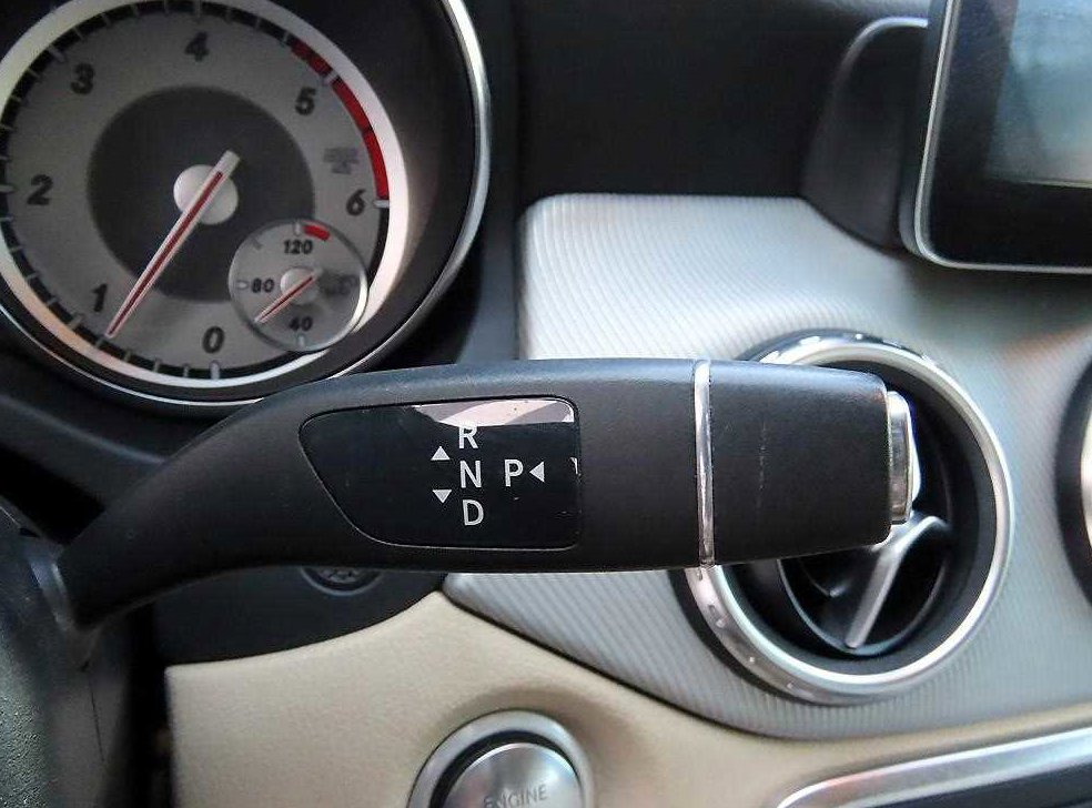 벤츠 GLA 클래스 GLA200 D 4MATIC 사진 10