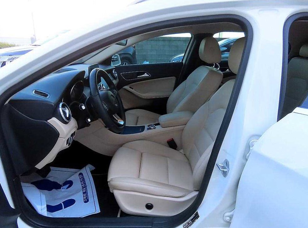 벤츠 GLA 클래스 GLA200 D 4MATIC 사진 5