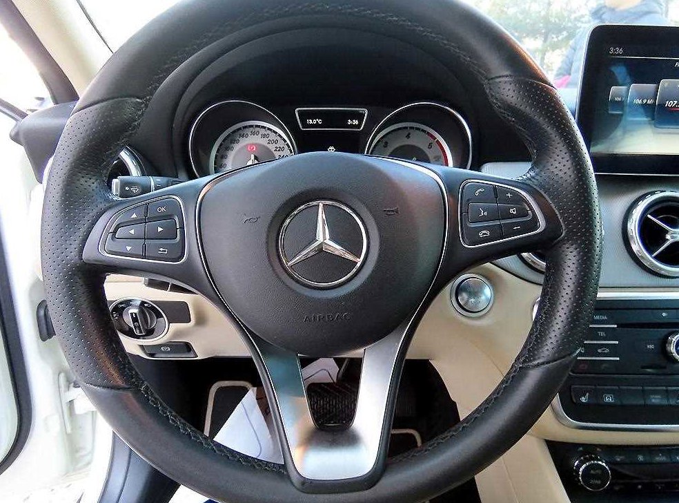 벤츠 GLA 클래스 GLA200 D 4MATIC 사진 8