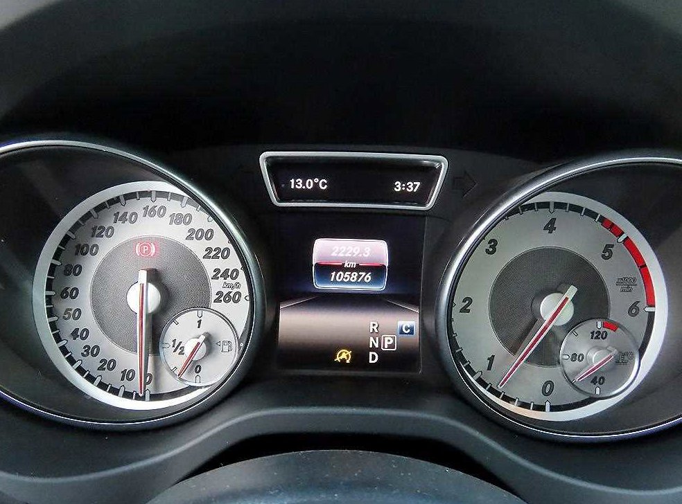 벤츠 GLA 클래스 GLA200 D 4MATIC 사진 9
