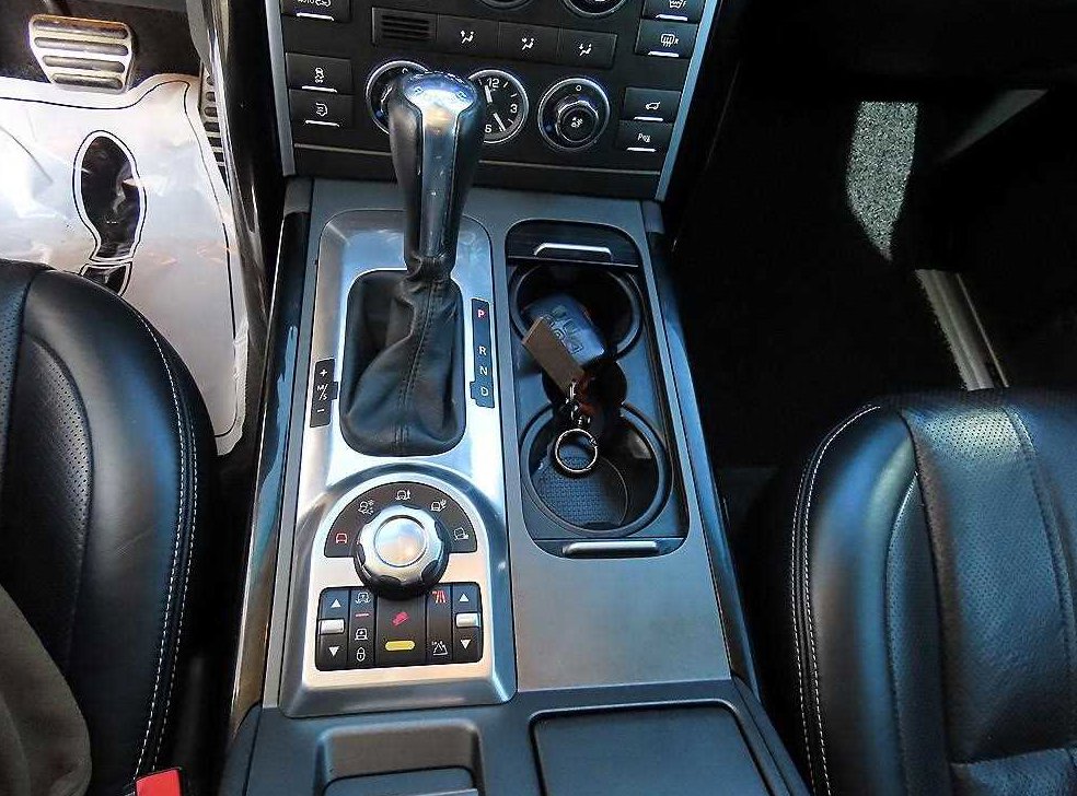 랜드로버 레인지로버 V8 5.0 SUPERCHARGED 사진 10