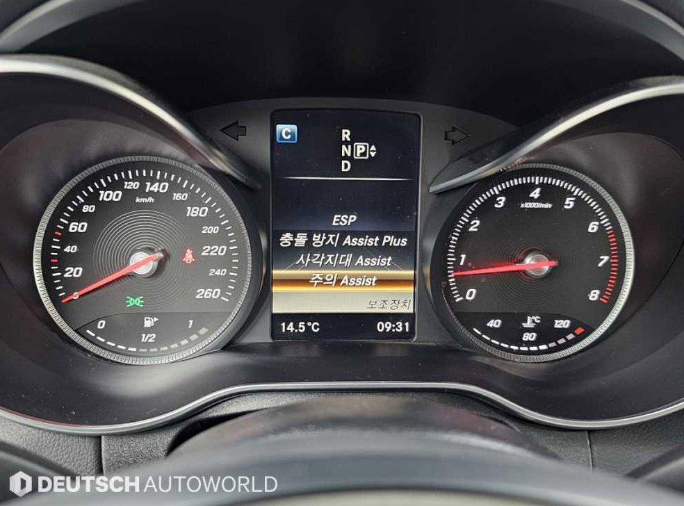 벤츠 C 클래스 C200 아방가르드 사진 16