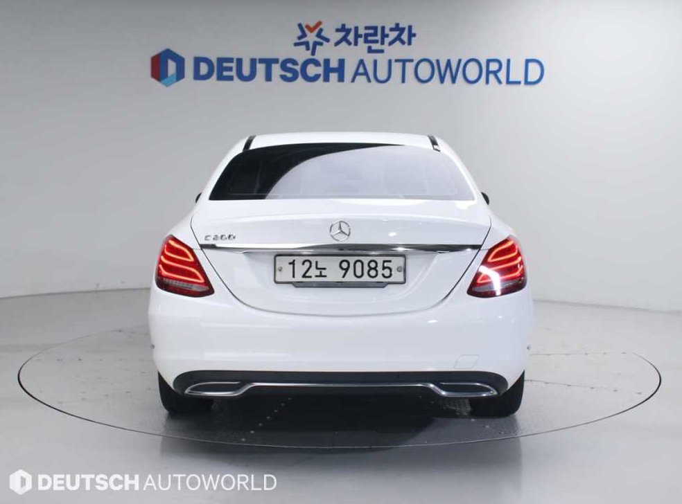 벤츠 C 클래스 C200 아방가르드 사진 4