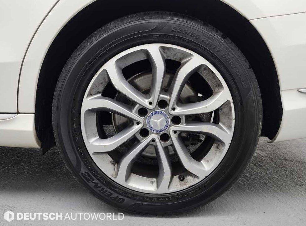 벤츠 C 클래스 C200 아방가르드 사진 5