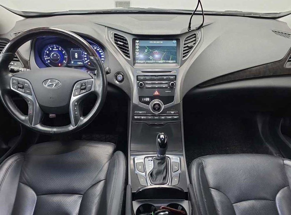 현대 그랜저 HG300 PREMIUM 사진 9