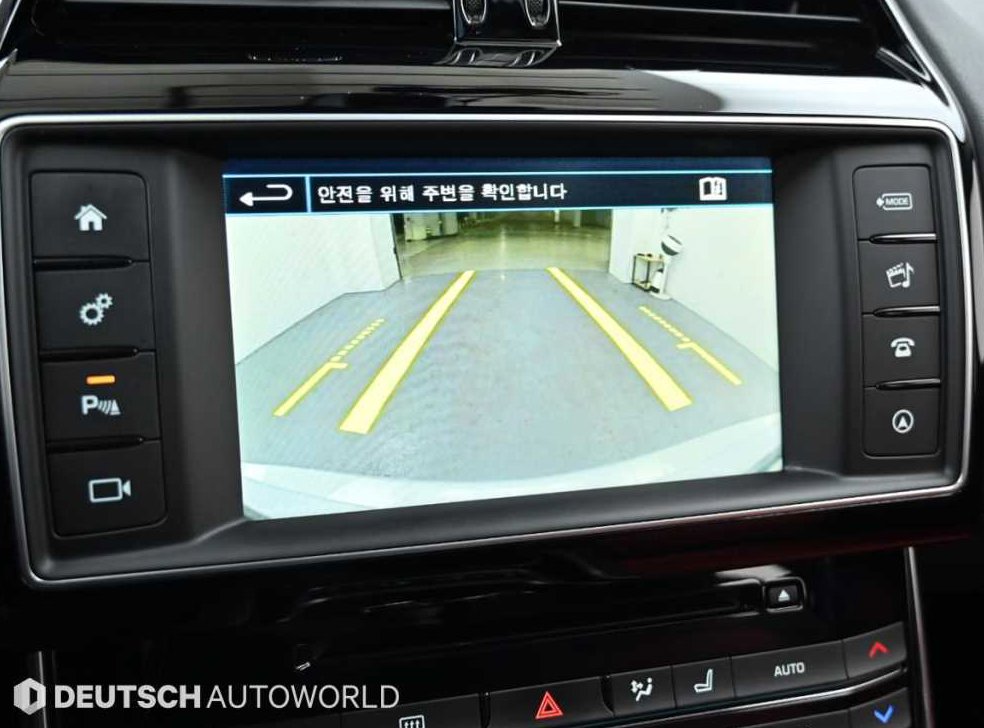 재규어 XE 2.0D R스포츠 사진 15