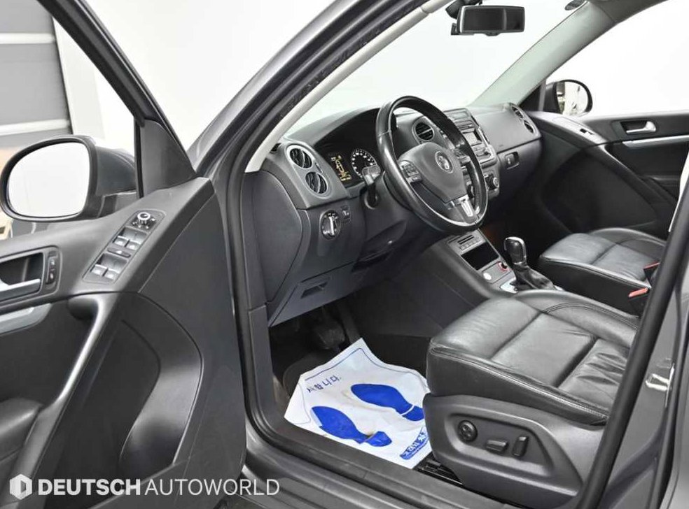 폭스바겐 티구안 2.0 TDI 컴포트 사진 11