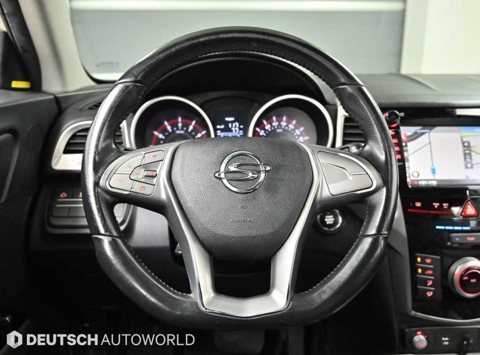 KG모빌리티(쌍용)  티볼리 가솔린 2WD 1.6 VX 사진 13