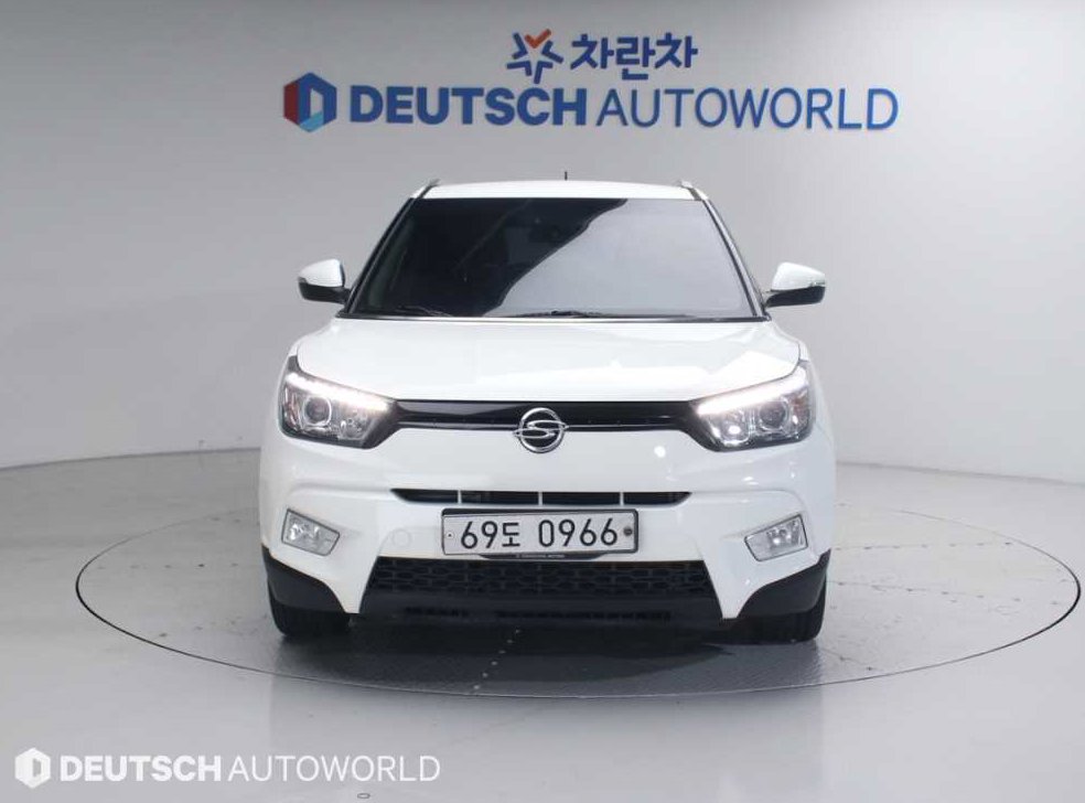 KG모빌리티(쌍용)  티볼리 가솔린 2WD 1.6 VX 사진 3