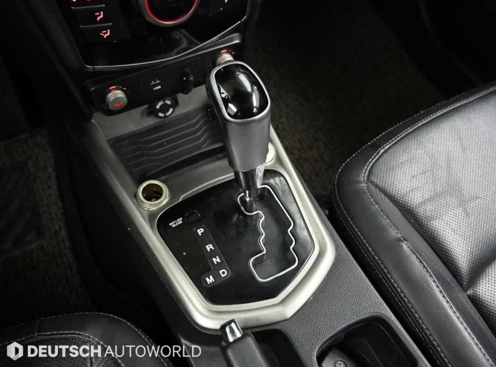KG모빌리티(쌍용)  티볼리 가솔린 2WD 1.6 VX 사진 9