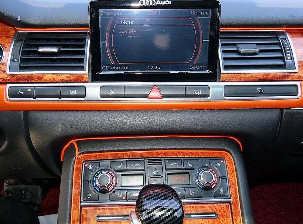아우디 A8 4.2 FSI 콰트로 LWB 사진 12