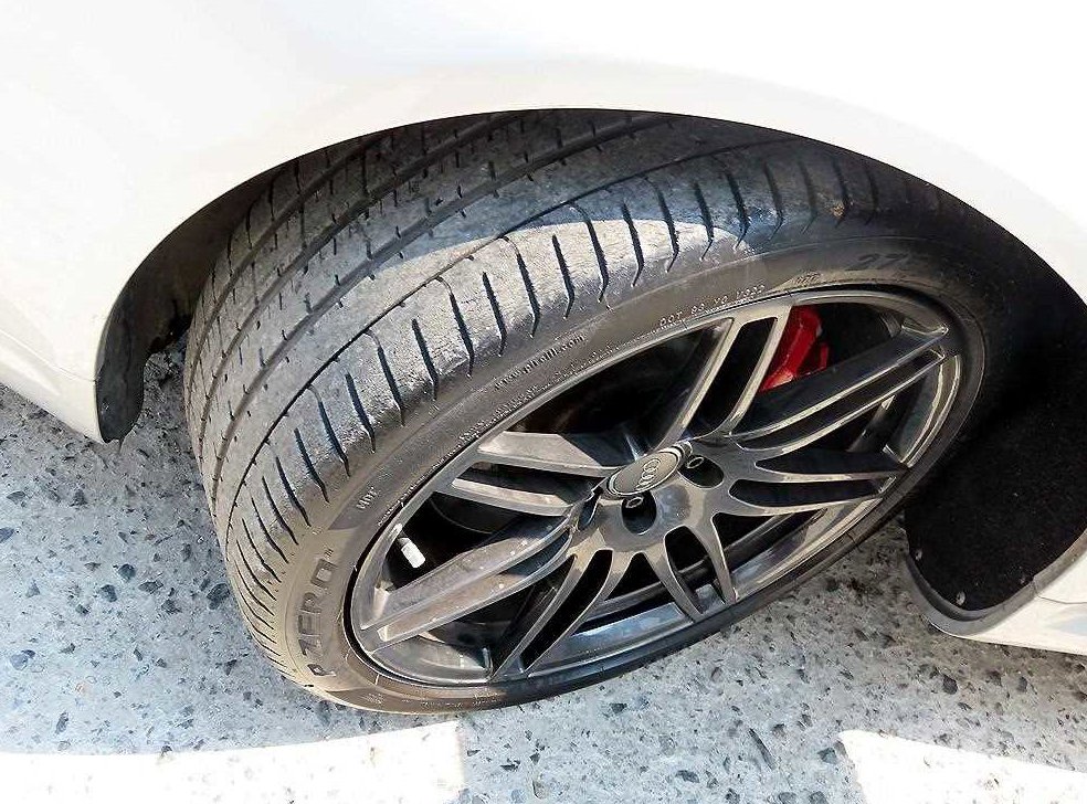 아우디 A8 4.2 FSI 콰트로 LWB 사진 19