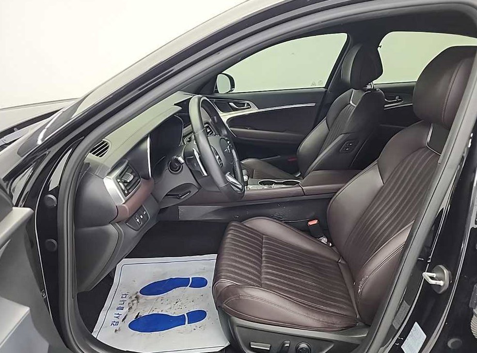 제네시스 G70 가솔린 2.0T 2WD 사진 11