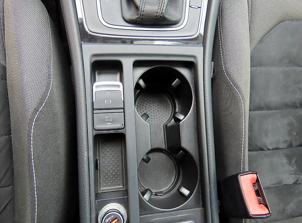 폭스바겐 골프 2.0 TDI 사진 11