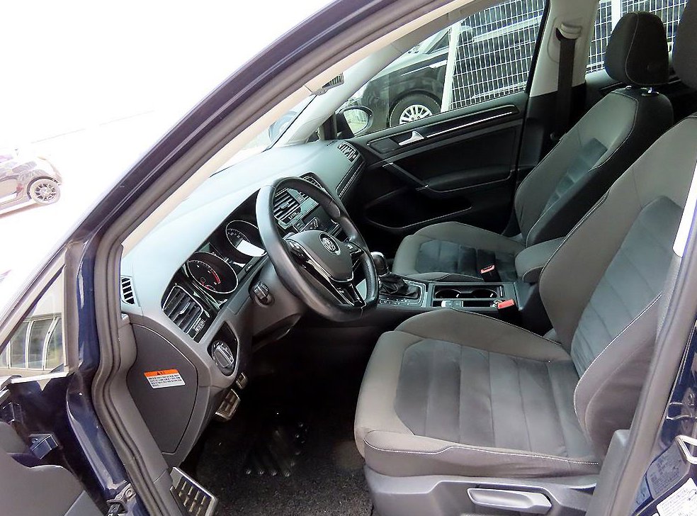 폭스바겐 골프 2.0 TDI 사진 5
