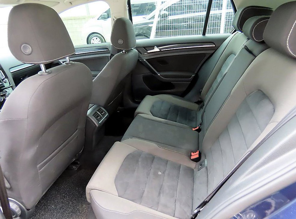 폭스바겐 골프 2.0 TDI 사진 6