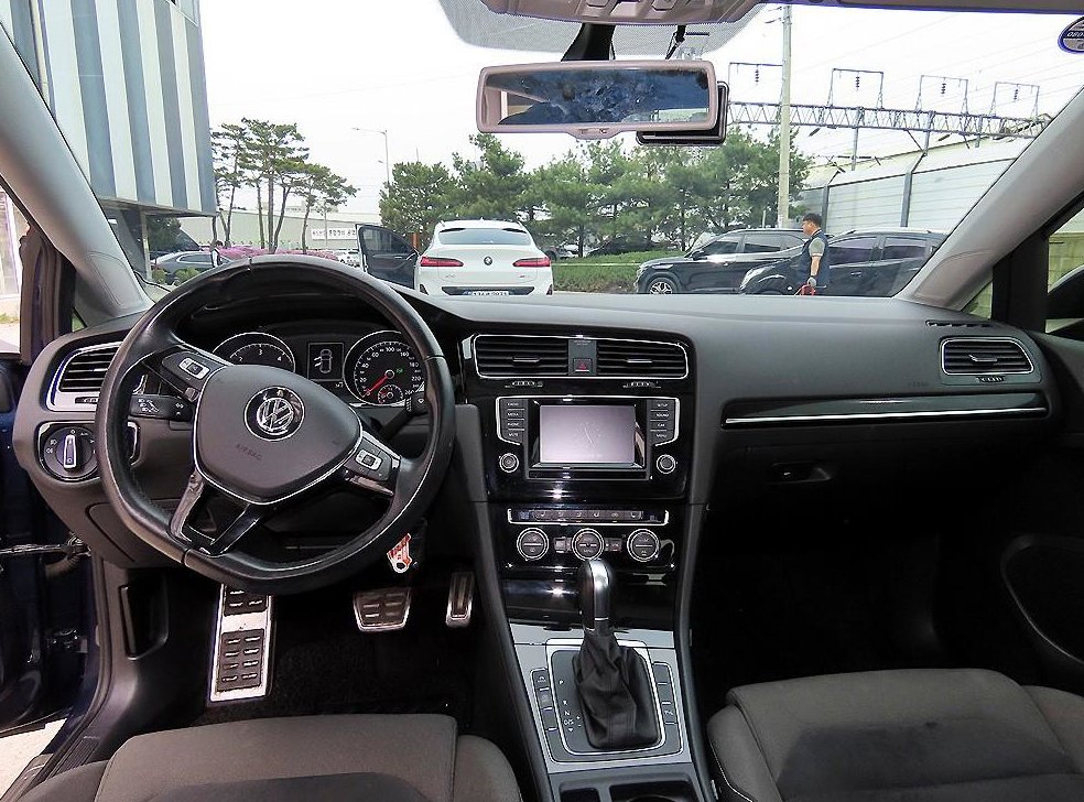 폭스바겐 골프 2.0 TDI 사진 7