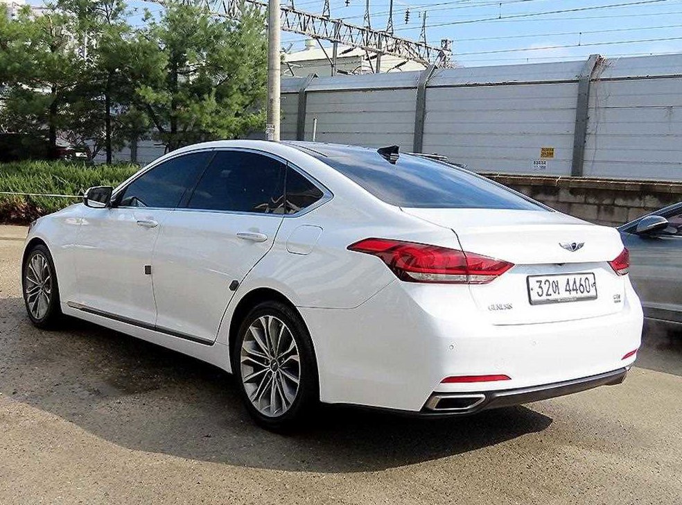 현대 제네시스 G330 프리미엄 AWD 사진 3